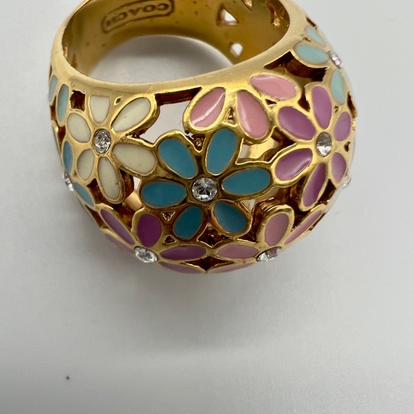 Coach Floral Dome Ring with Pastel Enamel - Picture 4 of 5